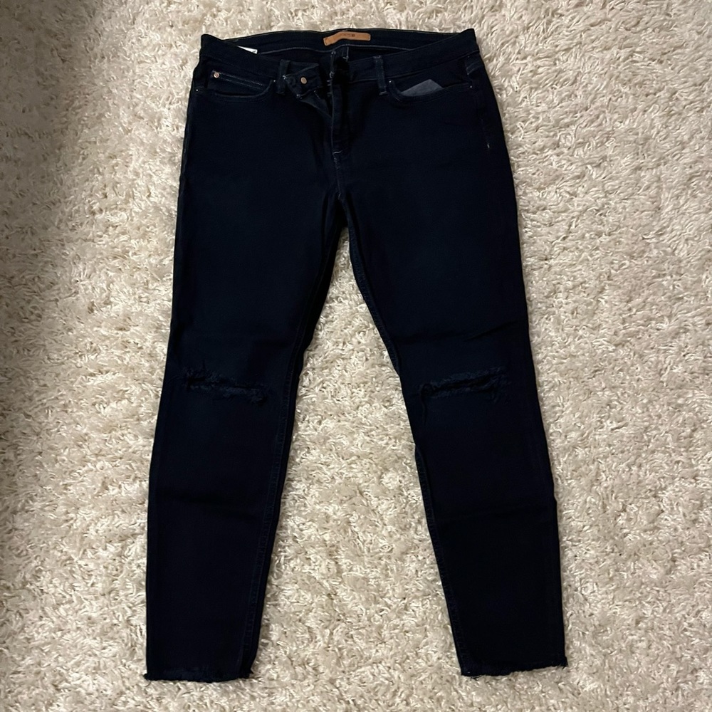 Navy blue Joes ankle jeans,distressed w/holes in both knees .Super stretchy